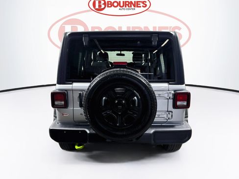 Used 2022 Jeep Wrangler Unlimited Sport AWD/4WD image 7
