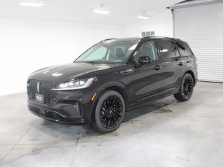 New 2025 Lincoln Aviator Reserve w/ Jet Appearance Package video 3