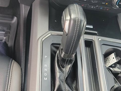 Certified 2017 Ford F150 Raptor w/ Equipment Group 802A Luxury image 27