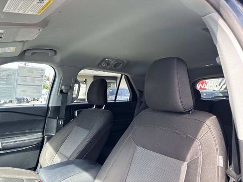 Certified 2023 Ford Explorer XLT RWD image 21