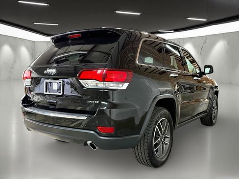 Used 2020 Jeep Grand Cherokee Limited w/ Luxury Group II image 9