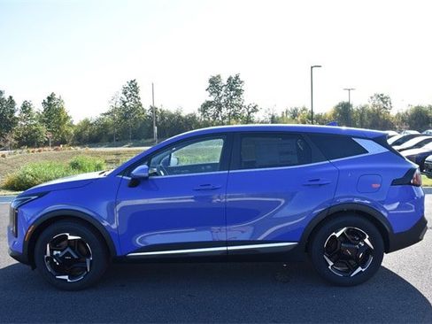 New 2026 Kia Sportage EX image 6