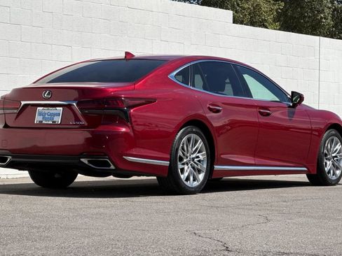 Used 2022 Lexus LS 500 w/ Interior Upgrade Package RWD image 7