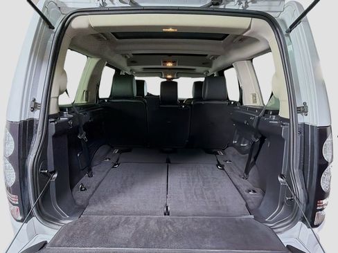 Used 2016 Land Rover LR4 HSE LUX image 29