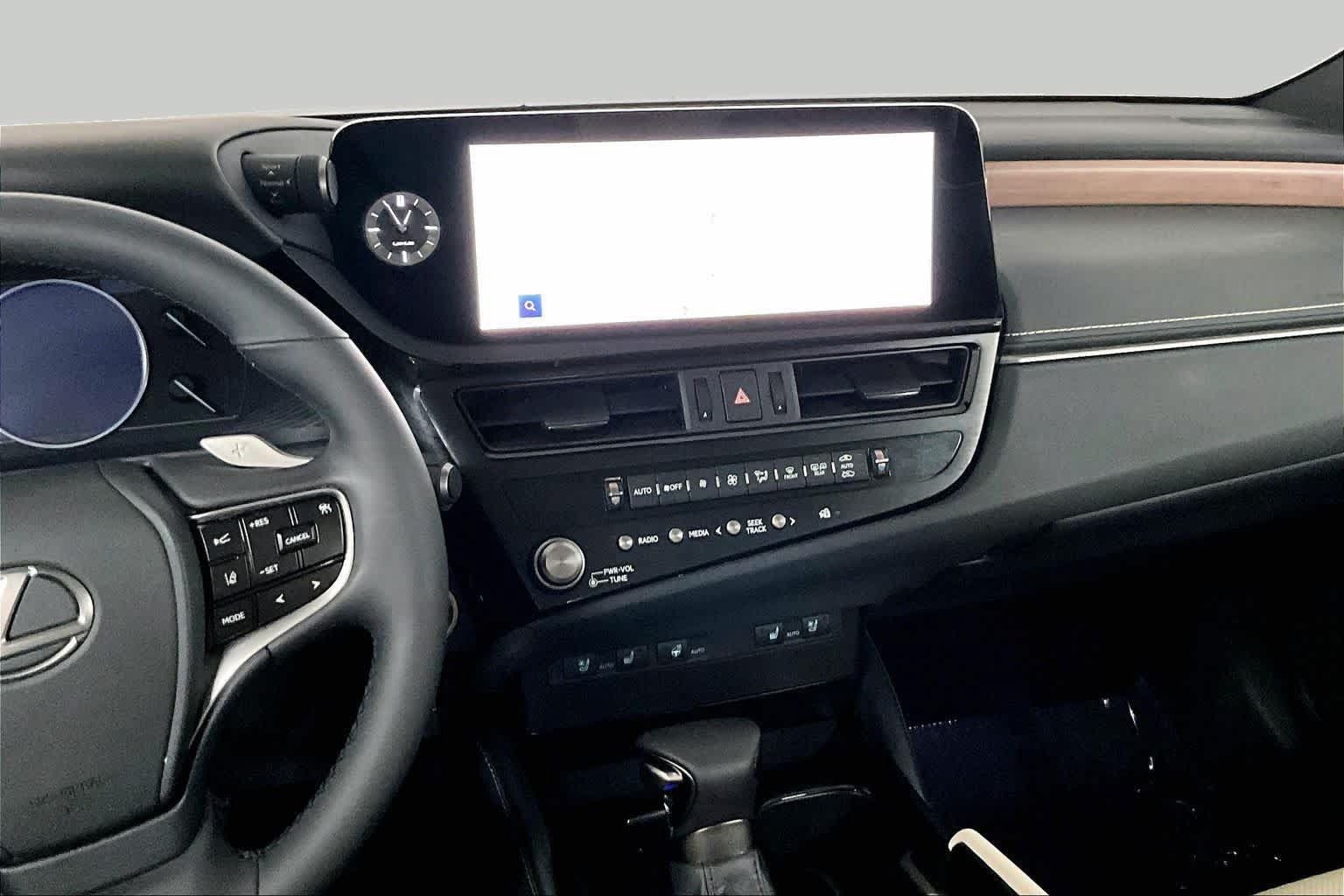 Used 2025 Lexus ES 300h w/ Premium Package FWD image 7