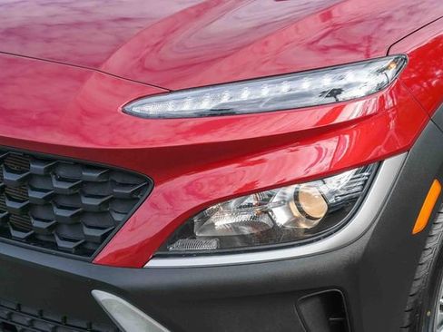 Used 2023 Hyundai Kona SEL image 12