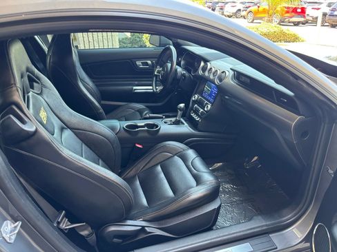 Used 2022 Ford Mustang GT Premium w/ GT Performance Package RWD image 36