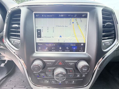 Used 2018 Jeep Grand Cherokee Trackhawk w/ Trailer Tow Group IV AWD/4WD image 20