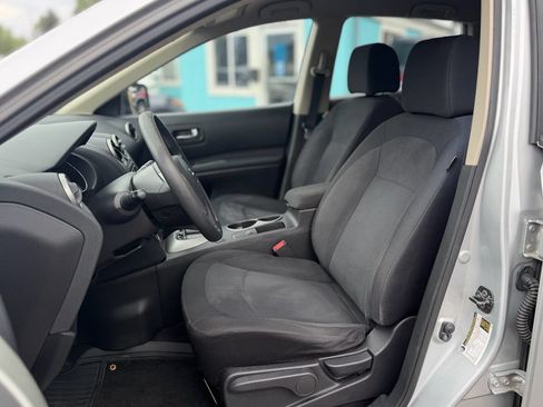 Used 2015 Nissan Rogue S AWD/4WD image 10