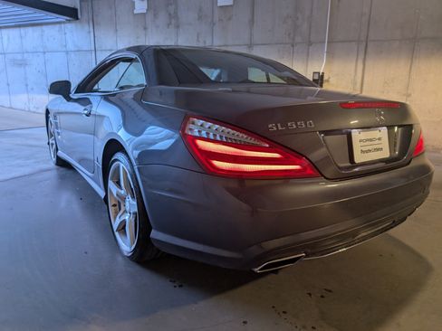 Used 2014 Mercedes-Benz SL 550 image 3