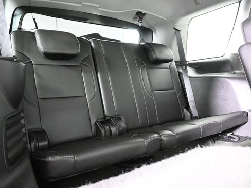 Used 2015 Chevrolet Tahoe LT w/ Luxury Package AWD/4WD image 17