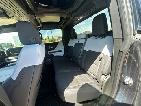 Used 2025 GMC Hummer EV 2X AWD/4WD image 12