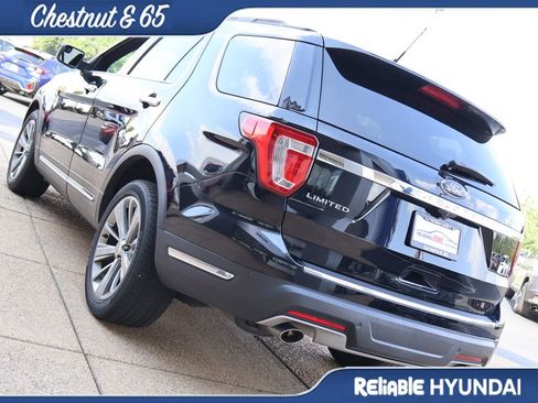 Used 2018 Ford Explorer Limited FWD image 4