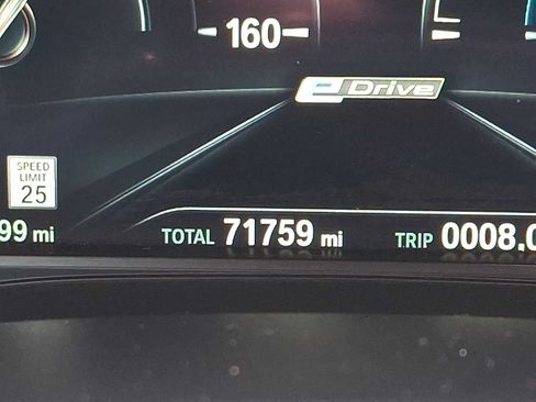 Used 2019 BMW 530e xDrive w/ Convenience Package AWD/4WD image 21