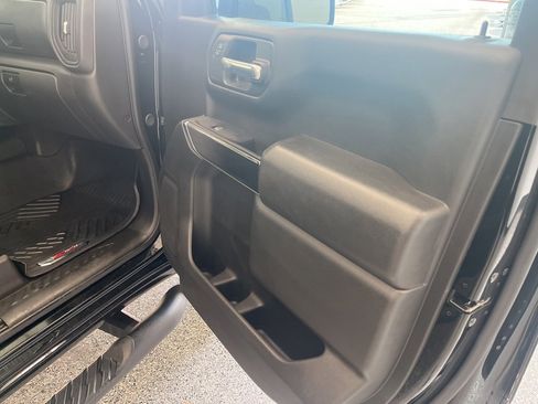 Used 2025 Chevrolet Silverado 1500 Custom Trail Boss w/ Midnight Edition image 32