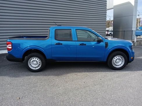 New 2025 Ford Maverick XL image 2