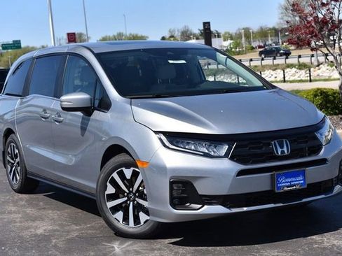 New 2026 Honda Odyssey EX-L image 2