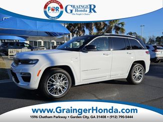 Used 2024 Jeep Grand Cherokee Summit w/ Luxury Tech Group V video 1