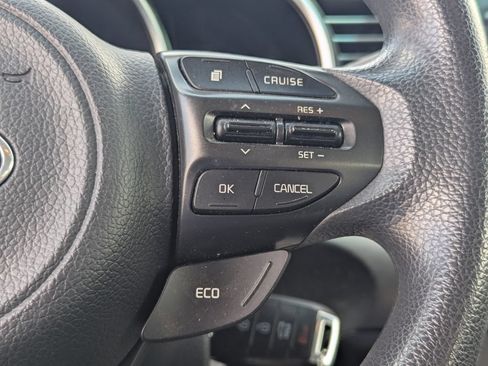 Used 2015 Kia Optima LX FWD image 18