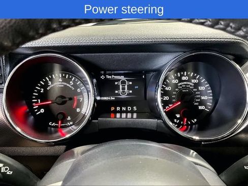 Used 2016 Ford Mustang Coupe RWD image 15