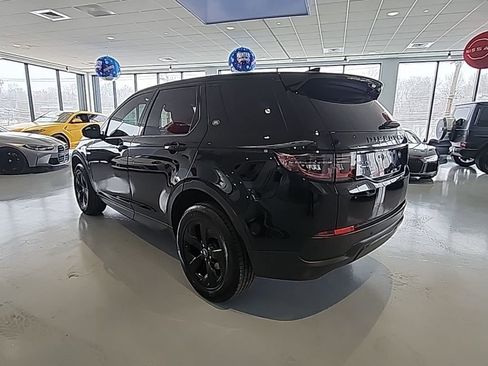 Used 2020 Land Rover Range Rover Velar R-Dynamic S image 3