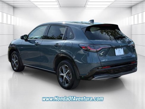 Certified 2025 Honda HR-V EX-L image 4