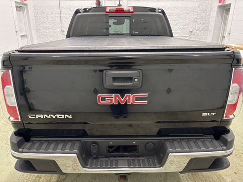 Used 2018 GMC Canyon SLT w/ Driver Alert Package image 4