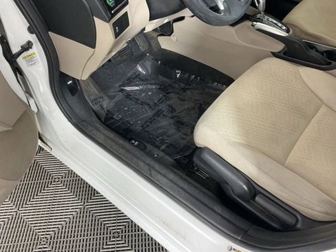 Used 2014 Honda Civic EX image 15