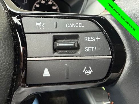 Used 2024 Honda HR-V Sport image 17
