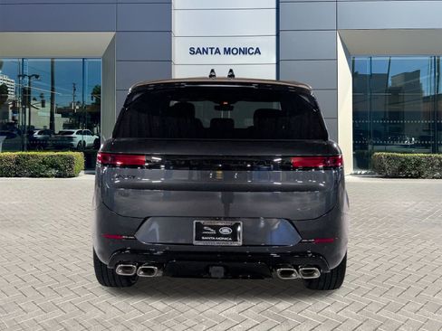New 2025 Land Rover Range Rover Sport Autobiography image 8
