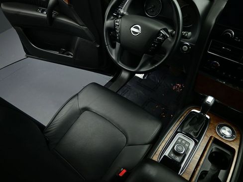 Used 2024 Nissan Armada SL image 7