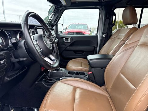 Used 2020 Jeep Gladiator Rubicon w/ Uconnect 4C Nav & Sound Group image 12