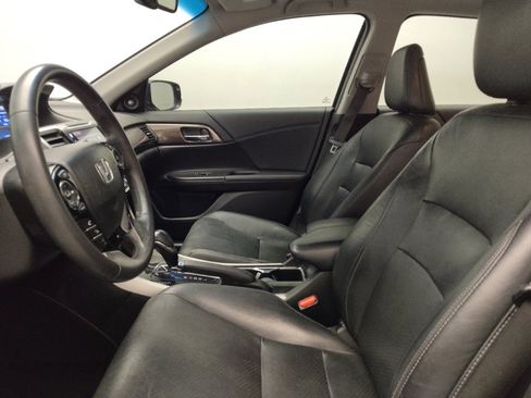 Used 2017 Honda Accord EX-L image 17