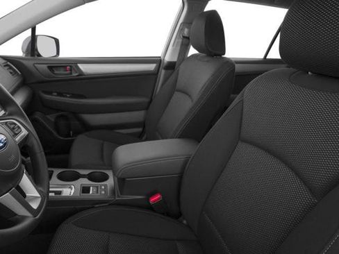 Used 2017 Subaru Outback 2.5i AWD/4WD image 8