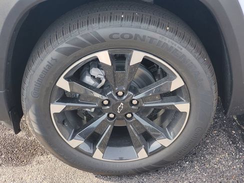 New 2027 Chevrolet Equinox RS w/ Convenience Package III AWD/4WD image 34