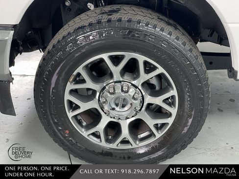 Used 2021 Ford F250 Lariat w/ Lariat Value Package image 13