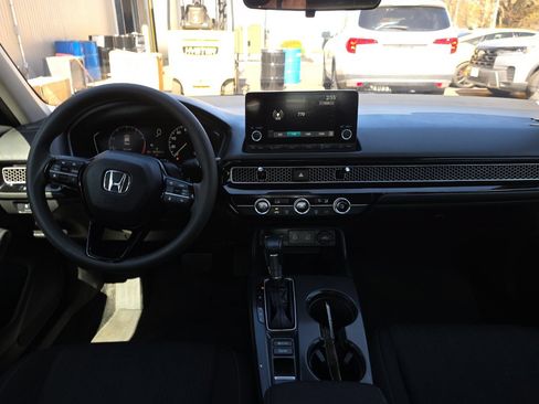 Used 2025 Honda Civic LX image 14