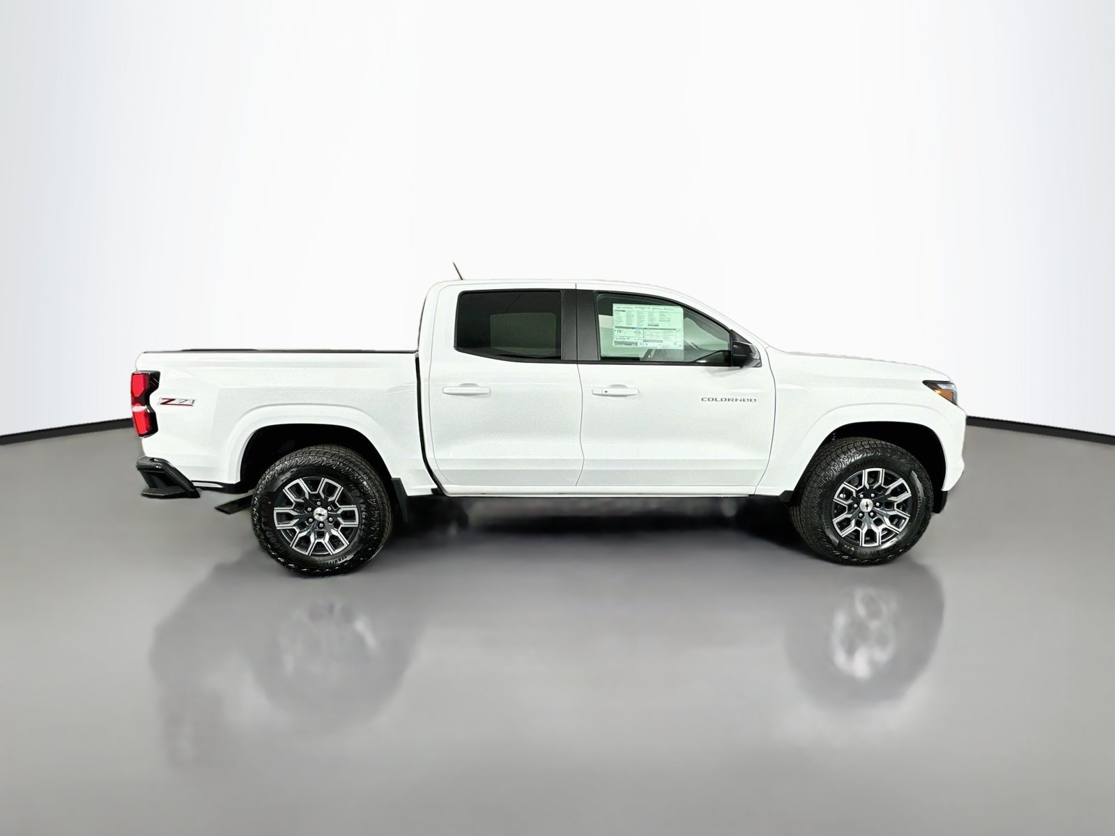 New 2026 Chevrolet Colorado Z71 w/ Technology Package AWD/4WD image 8