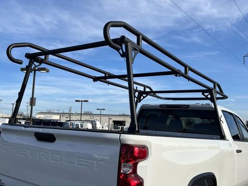 Used 2022 Chevrolet Silverado 2500 Custom image 13