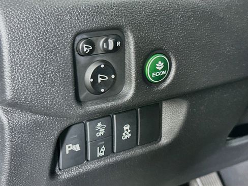 Used 2019 Honda Pilot Elite image 16