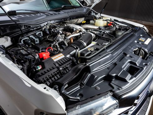 Used 2021 Ford F250 Limited w/ FX4 Off-Road Package image 40