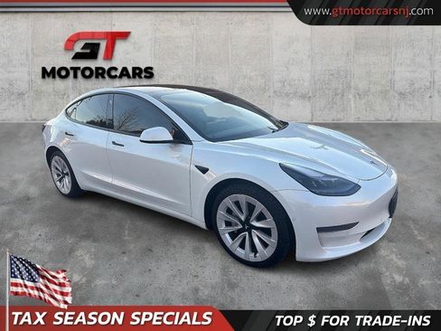 Used 2021 Tesla Model 3 Standard Range Plus image 3