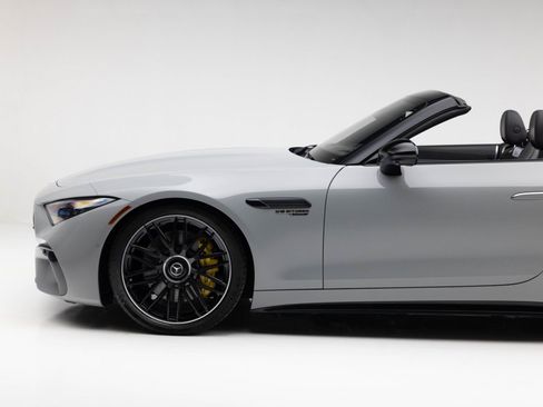 Used 2022 Mercedes-Benz SL 63 AMG 4MATIC image 37