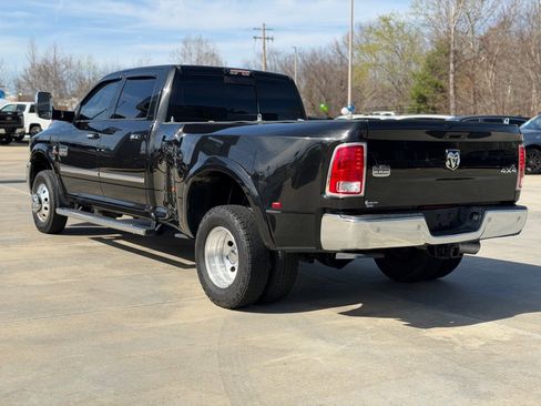 Used 2017 RAM 3500 Laramie Longhorn image 3