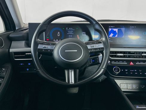 Used 2025 Hyundai Sonata SEL image 18