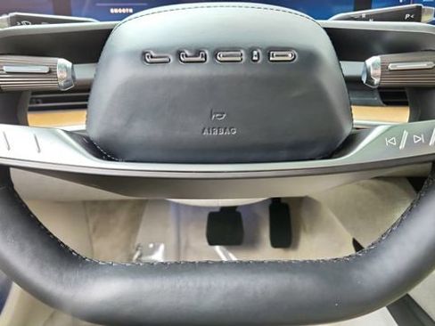 Used 2024 Lucid Air Touring image 39