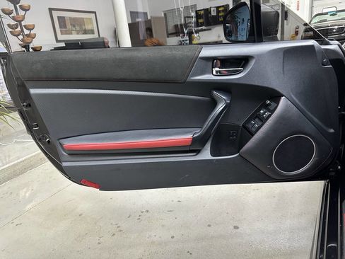 Used 2019 Toyota 86 image 10