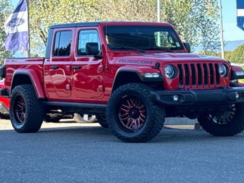 Used 2020 Jeep Gladiator Rubicon image 2