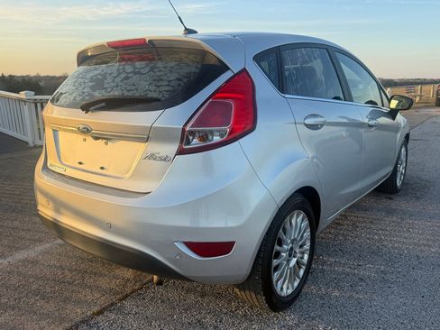 Used 2015 Ford Fiesta Titanium FWD image 4