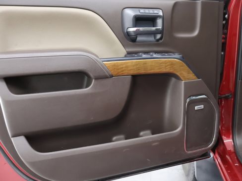 Used 2018 Chevrolet Silverado 2500 LTZ w/ Duramax Plus Package image 35